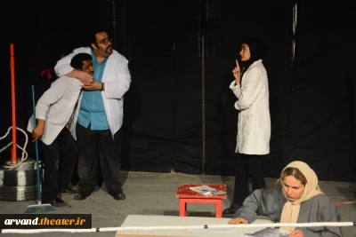 برای حضور در بیست و دومین دوره جشنواره،

فراخوان جشنواره تئاتر فتح خرمشهر منتشر شد